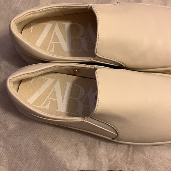 Sneakers - Picture 3 of 3